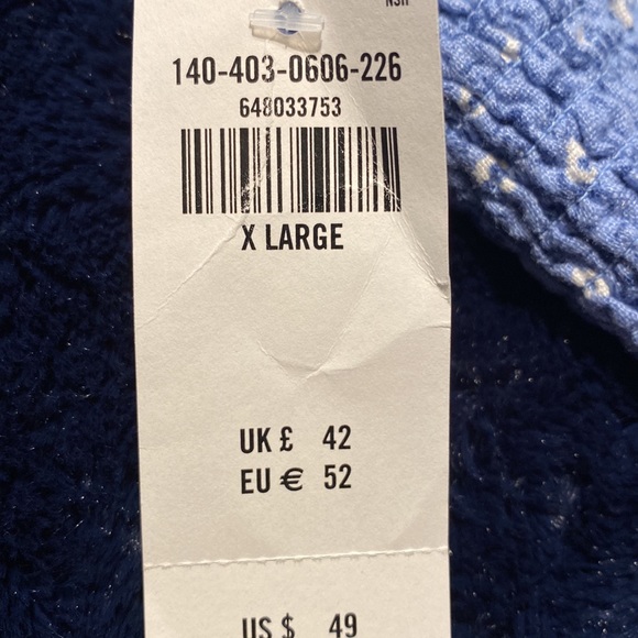 Abercrombie smocked top with ponytail - Picture 6 of 6